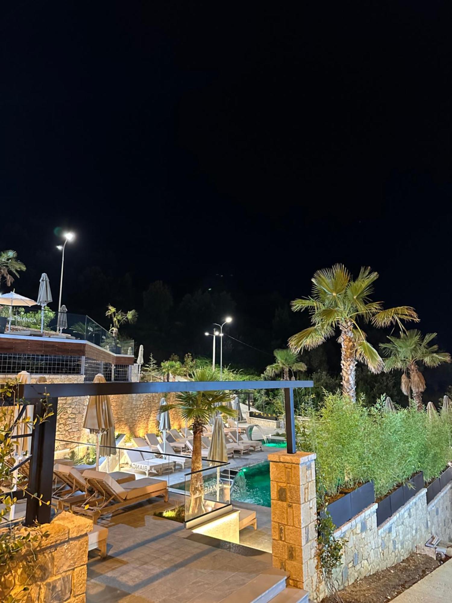 Bianca Hotel & Villa Priska e Madhe Εξωτερικό φωτογραφία